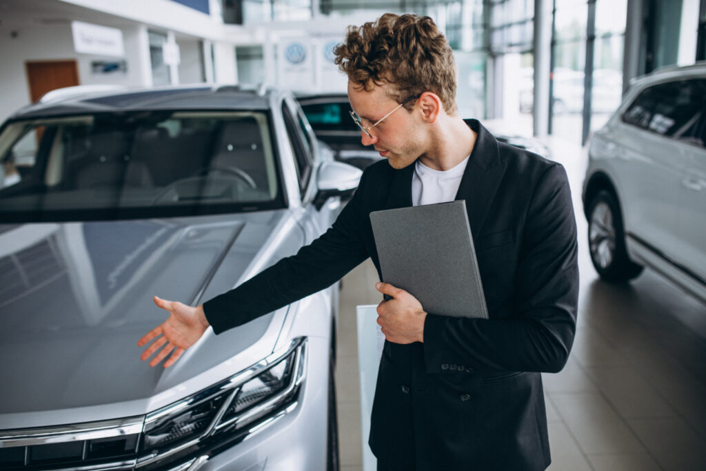 Strony internetowe dla dealerów samochodowych: Jak zaplanować architekturę, która generuje leady?
